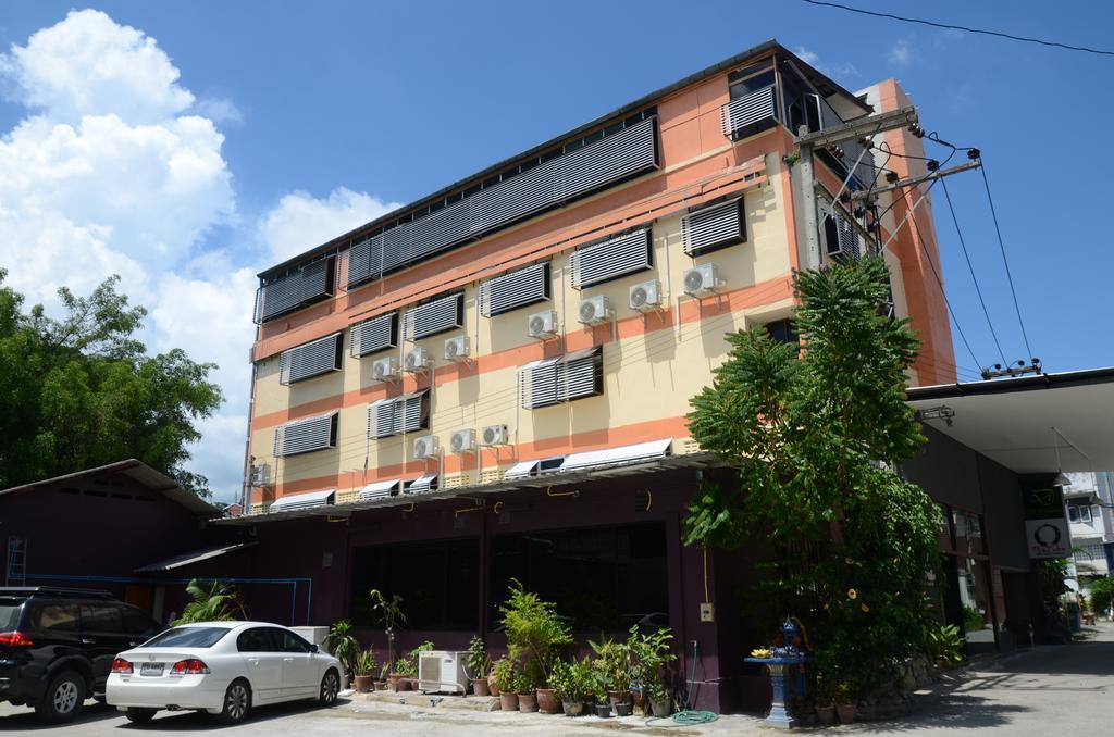 Centro Cnx Hotell Chiang Mai Exteriör bild
