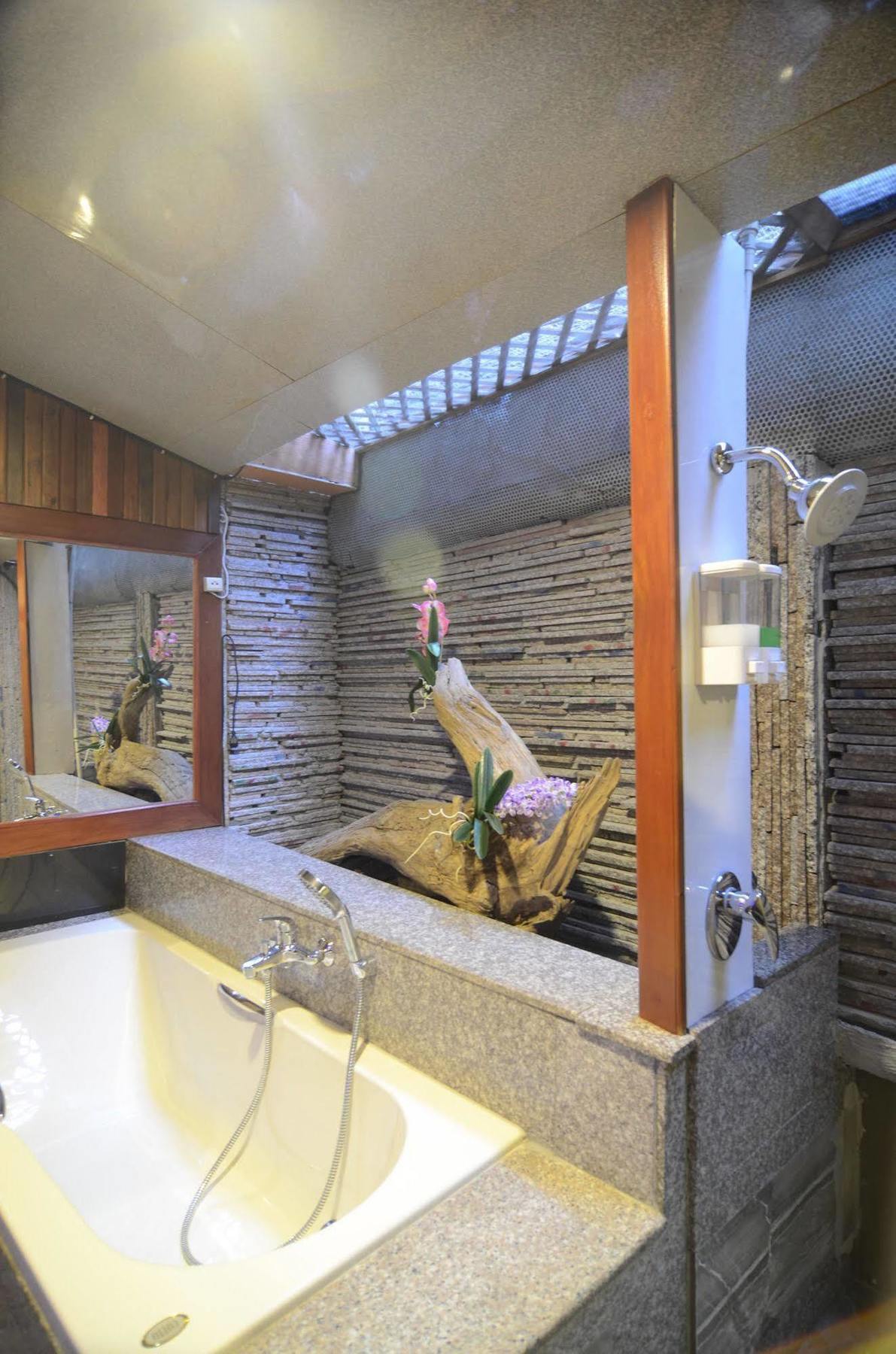 Centro Cnx Hotell Chiang Mai Exteriör bild